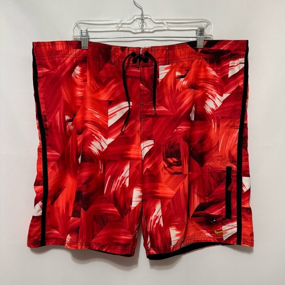 Nike Men’s Swim Trunks Board Shorts Red Black Abstract Size XL - Picture 12 of 13